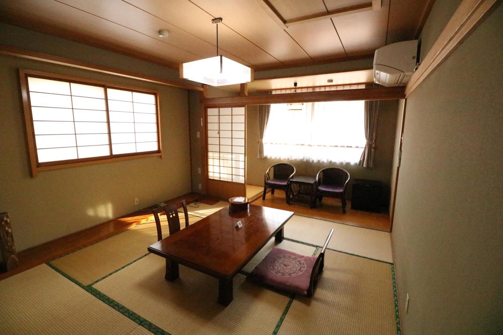 Wakamizusou Hotel Fujikawaguchiko Exterior foto