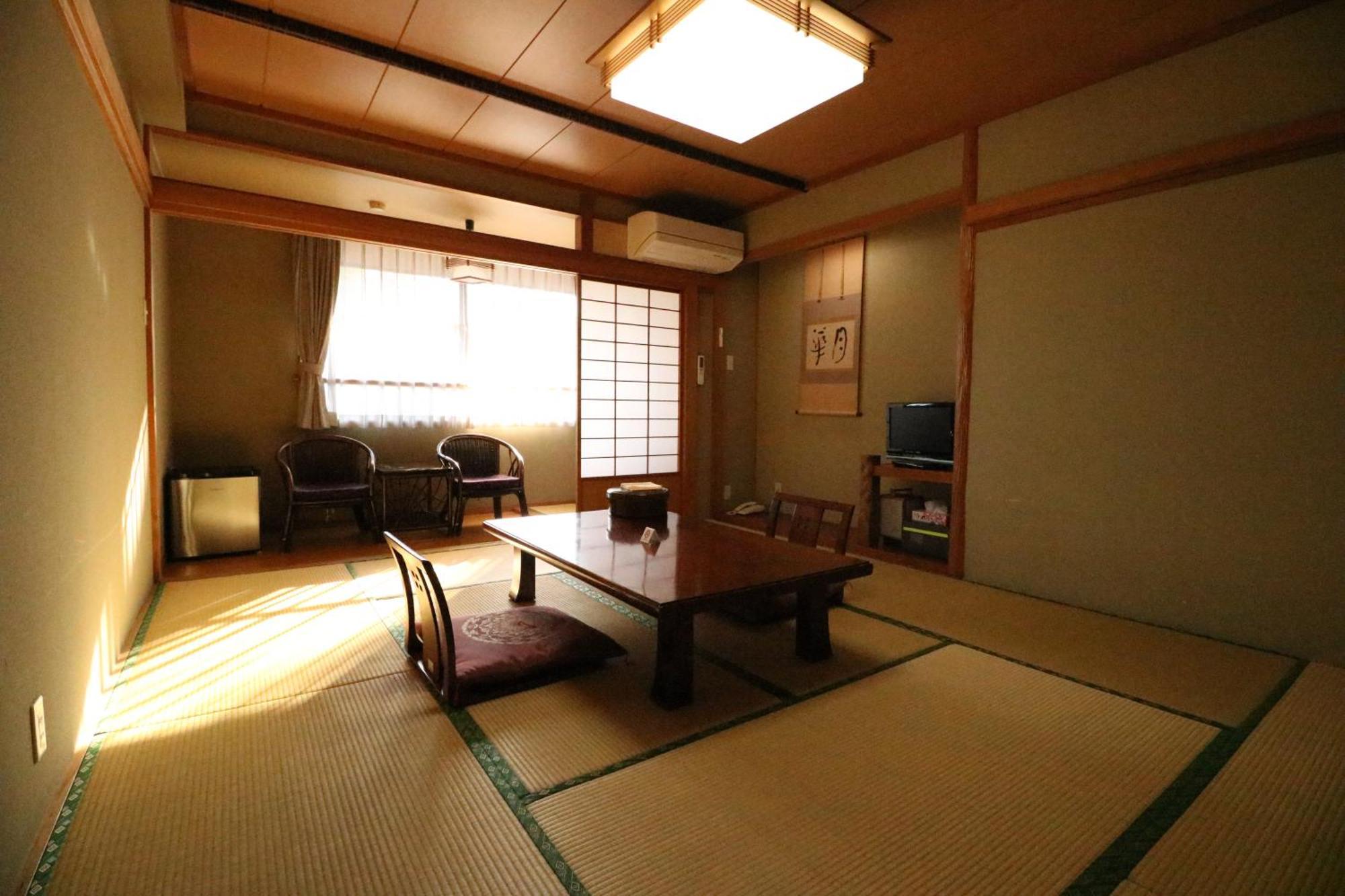 Wakamizusou Hotel Fujikawaguchiko Exterior foto